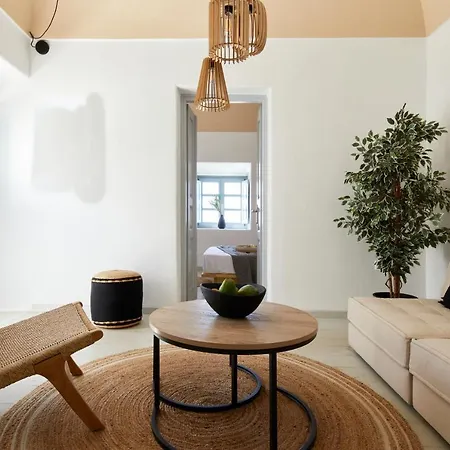 Arxegono Cave Santorini Отель