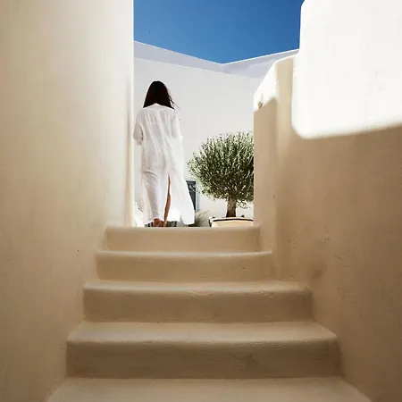 Arxegono Cave Santorini 4*