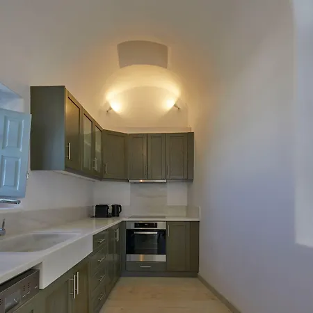 Arxegono Cave Santorini 4*
