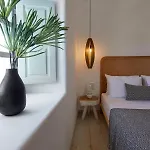 Arxegono Cave Santorini Hotel