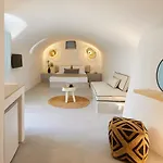 Arxegono Cave Santorini 4*