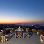 Hotel Arxegono Cave Santorini 4*
