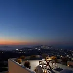 Hotel Arxegono Cave Santorini 4*