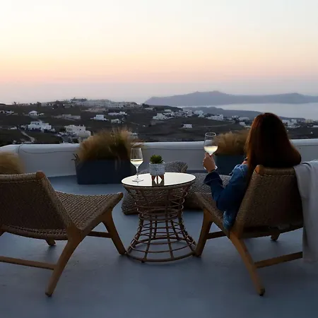 Hotel Arxegono Cave Santorini Pýrgos